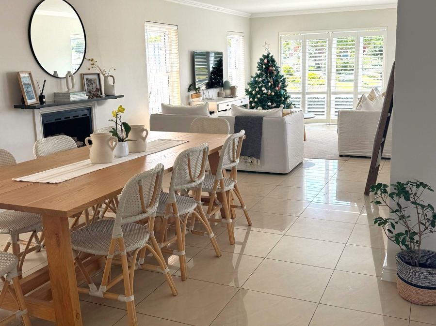 To Let 3 Bedroom Property for Rent in Thesen Islands Western Cape